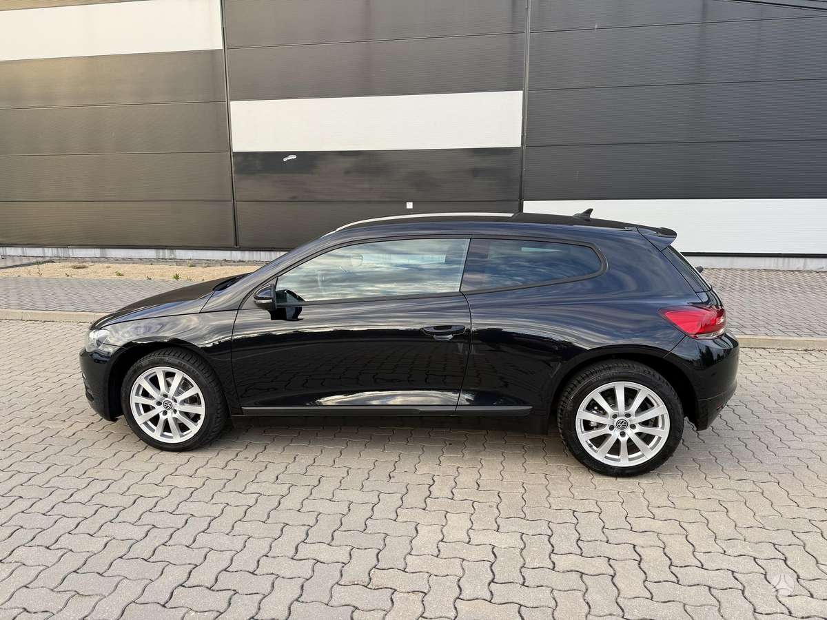 Volkswagen Scirocco, 1.4 l., Хэтчбек