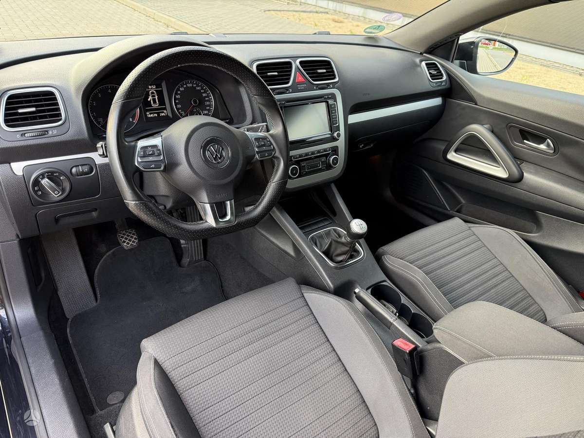 Volkswagen Scirocco, 1.4 l., Хэтчбек