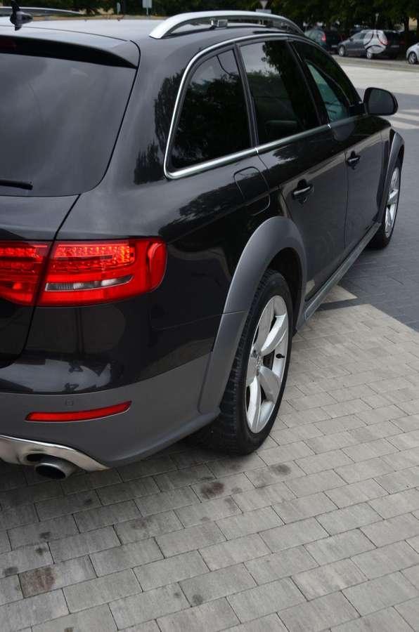Audi A4 allroad, 3.0 l., Универсал