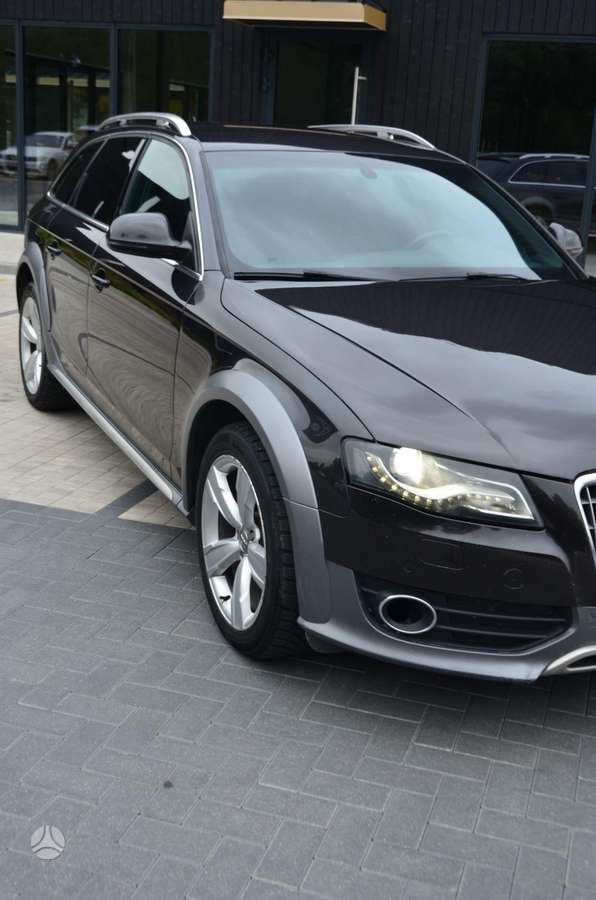 Audi A4 allroad, 3.0 l., Универсал