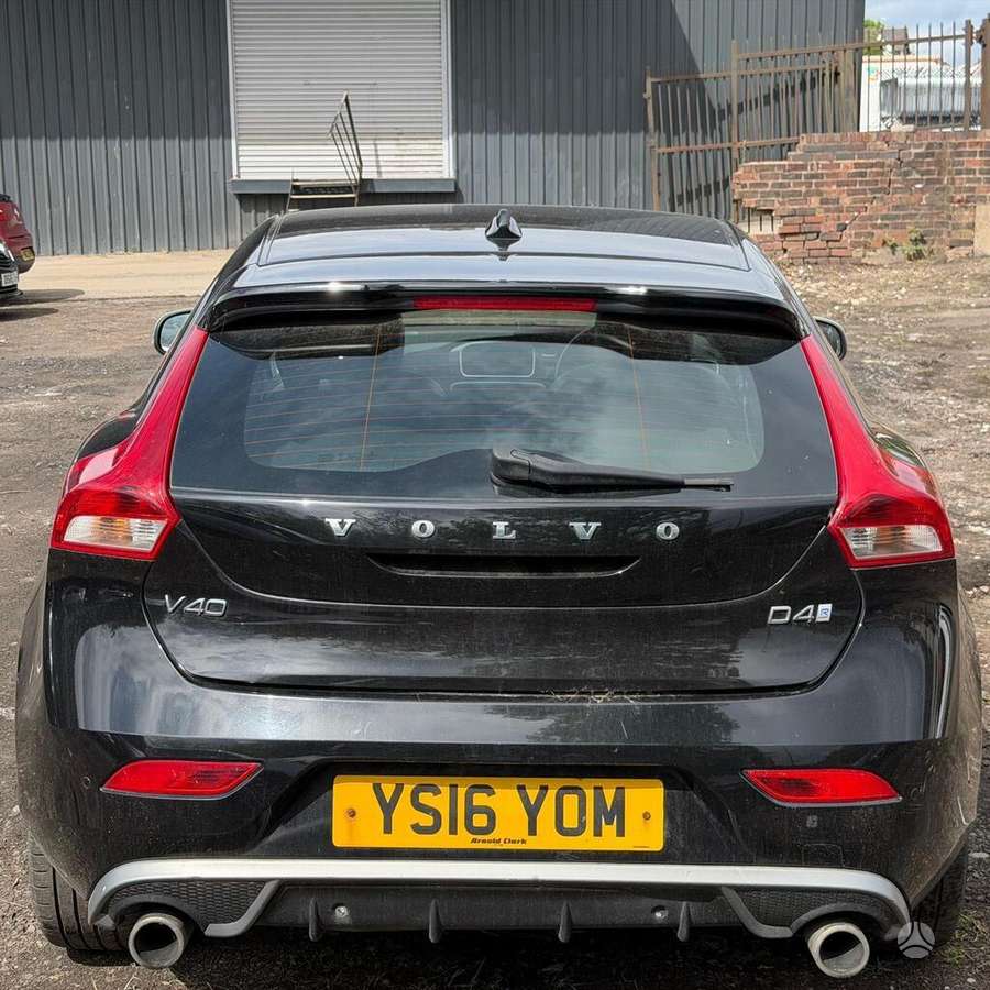 Volvo V40, 2.0 l., Хэтчбек
