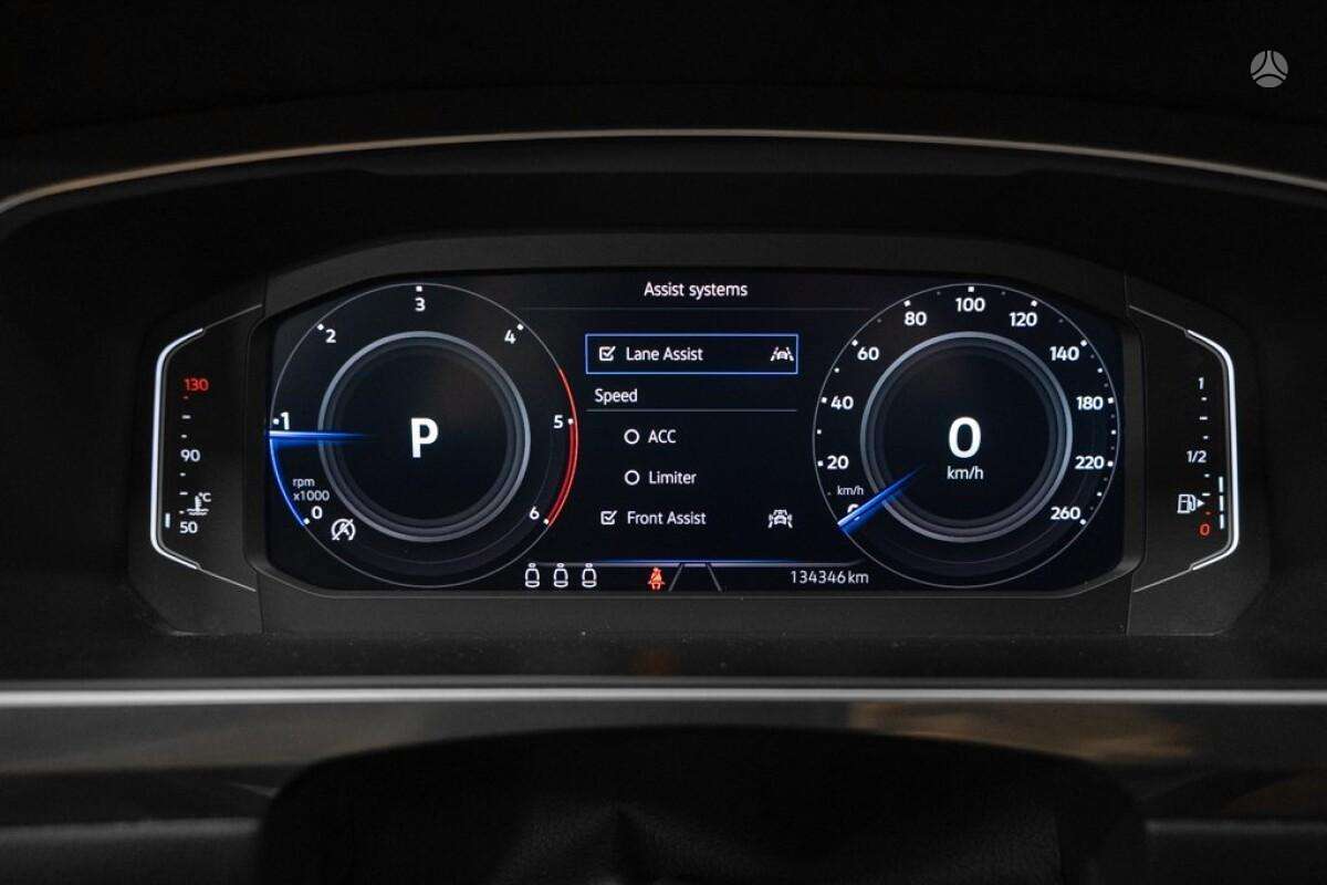 Volkswagen Tiguan Allspace - 12
