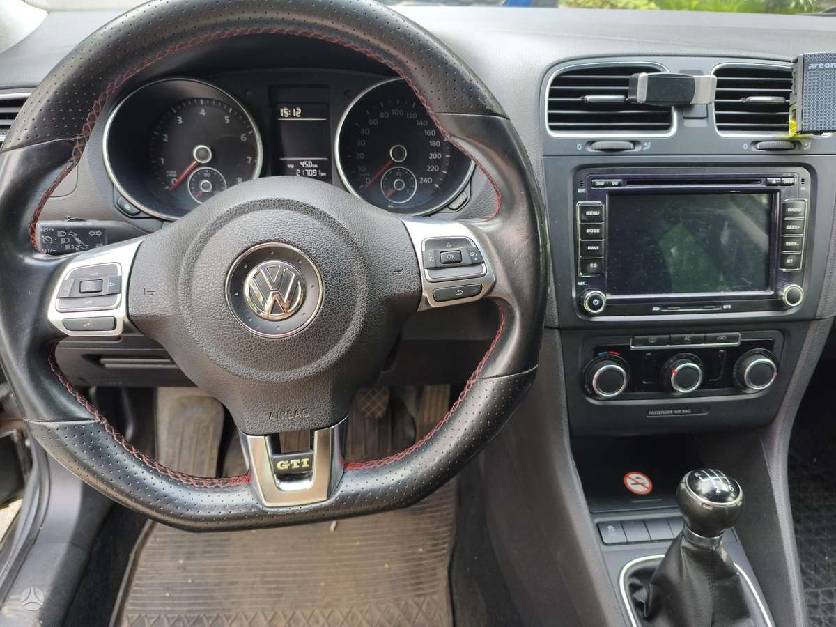 Volkswagen Golf, 1.2 l., hatchback