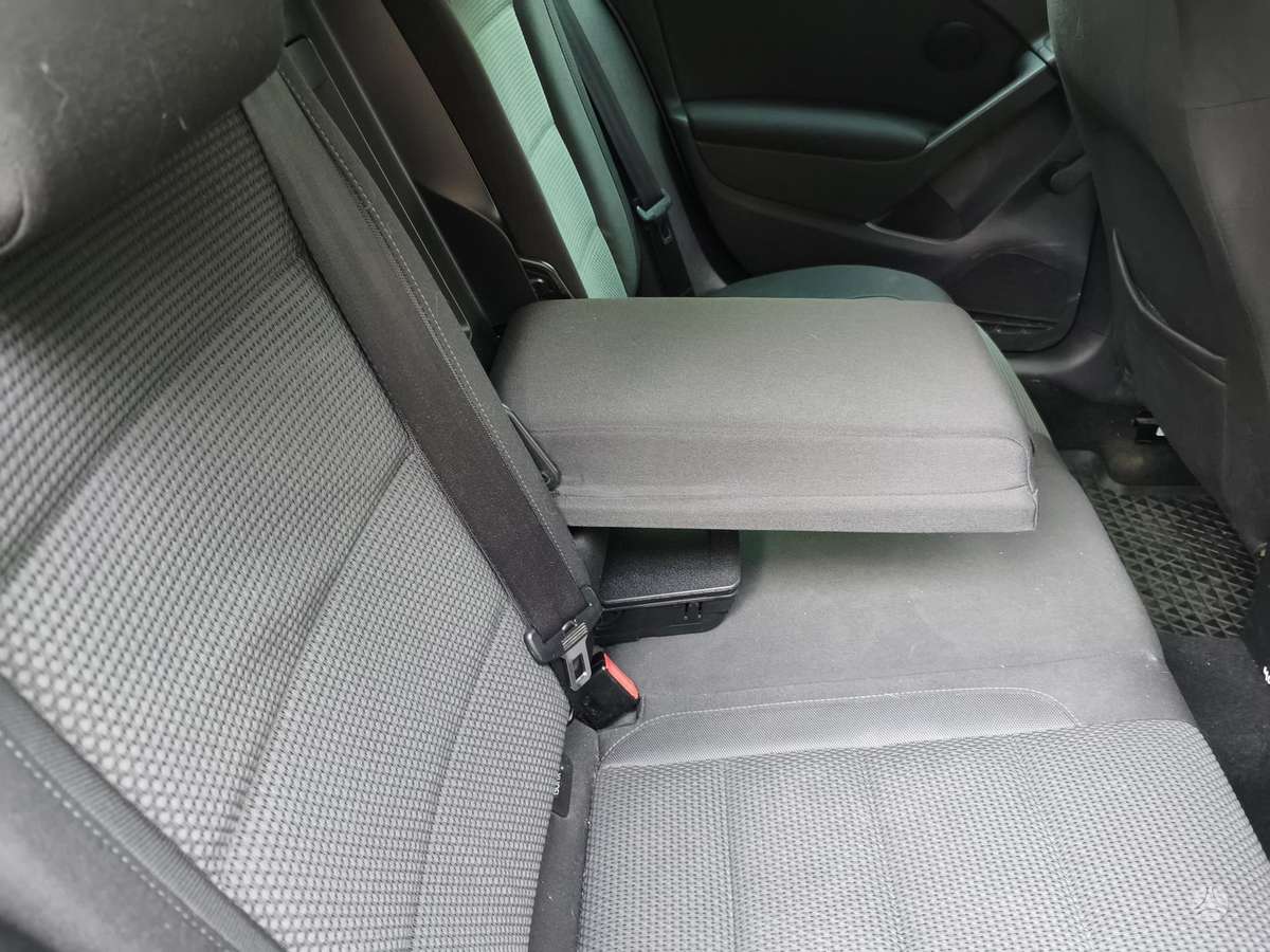 Volkswagen Golf, 1.2 l., hatchback