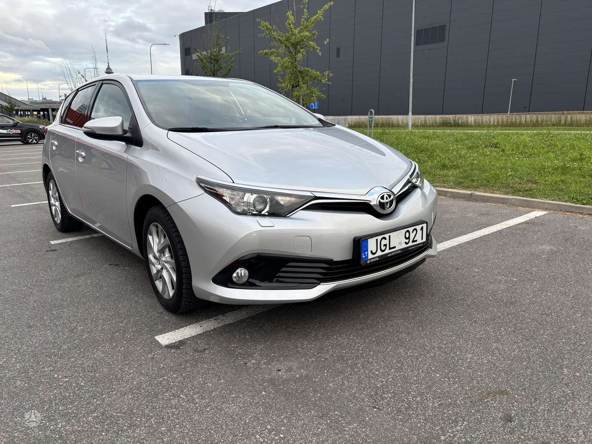 Toyota Auris - 3