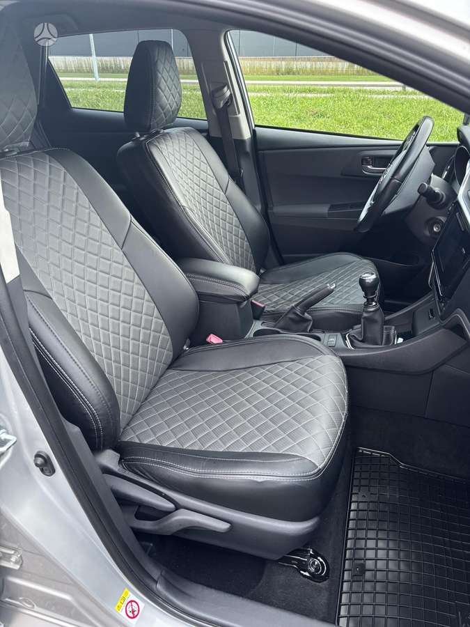 Toyota Auris - 9