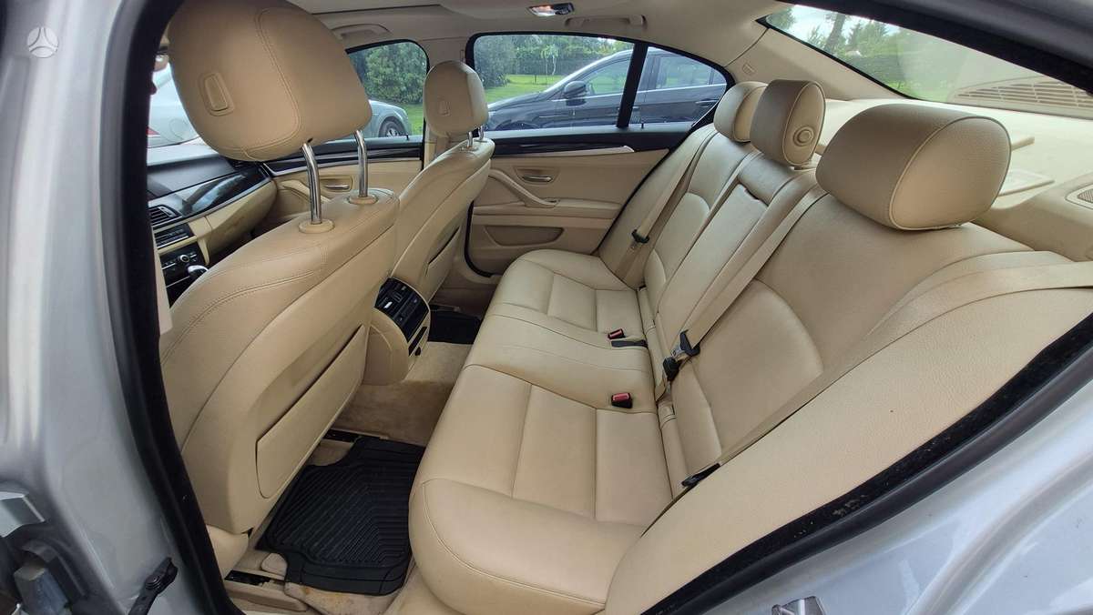 BMW 528, 2.0 l., Седан