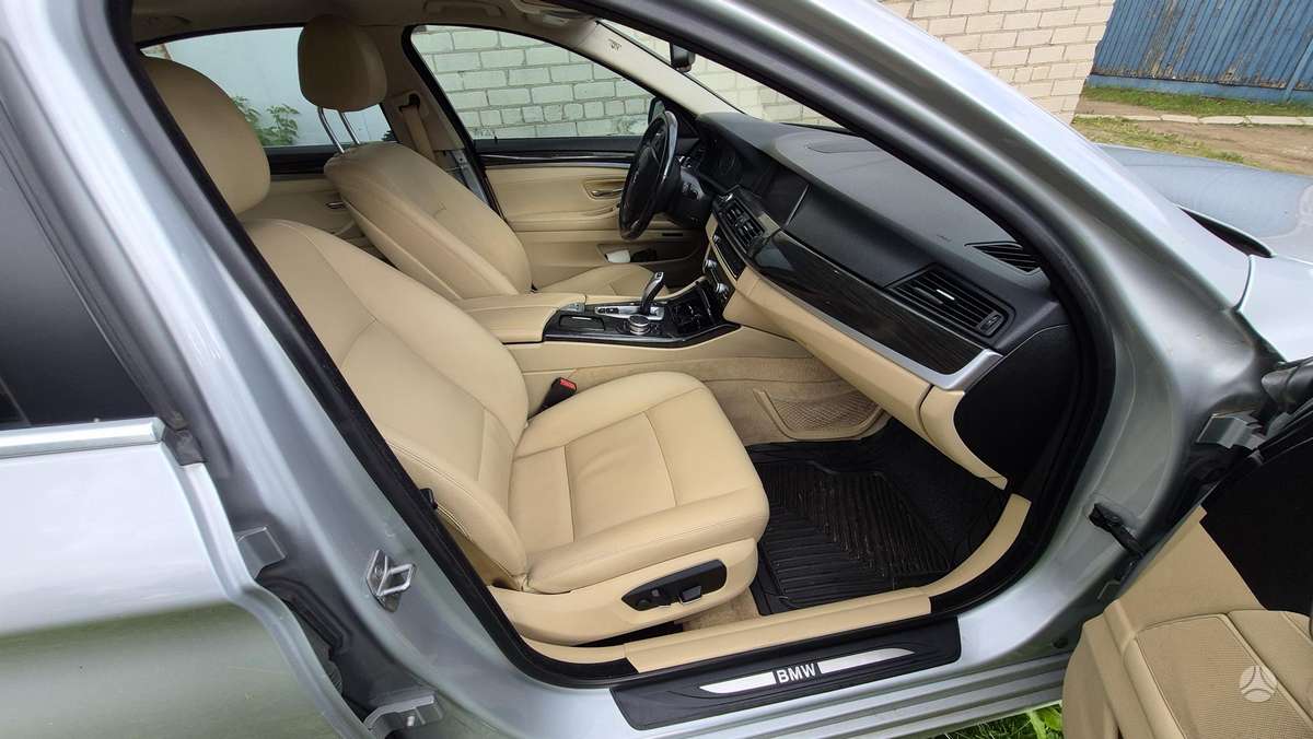 BMW 528, 2.0 l., Седан