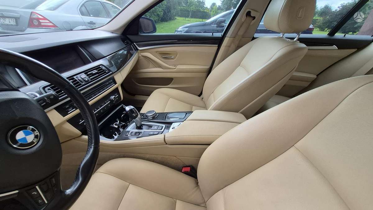 BMW 528, 2.0 l., Седан