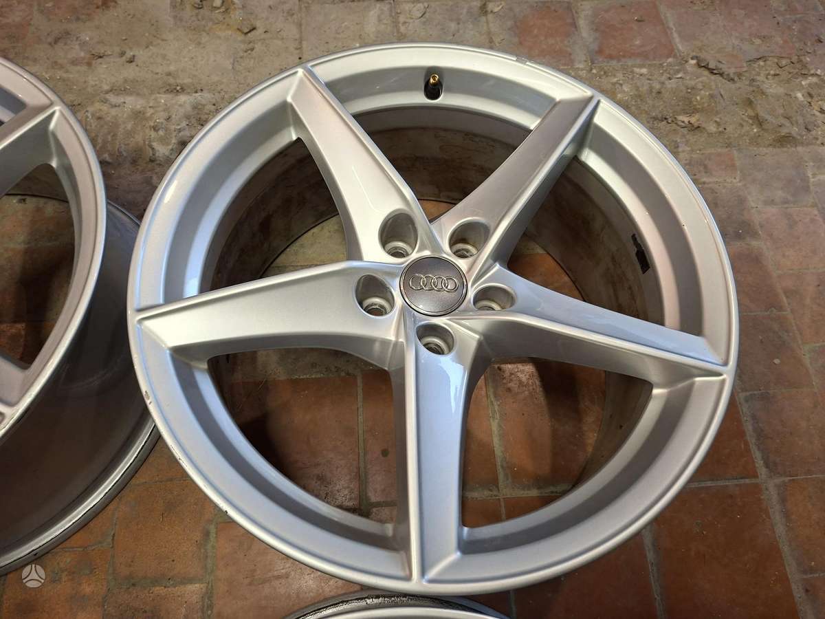 Audi A5  ET29, light alloy, R18