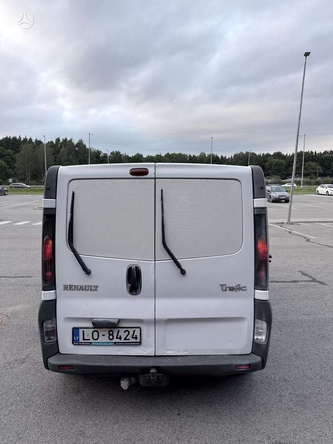 Renault Trafic - 10
