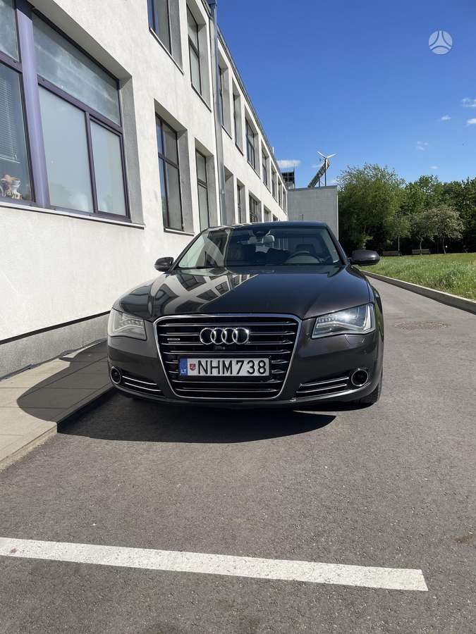 Audi A8, 3.0 l., Седан
