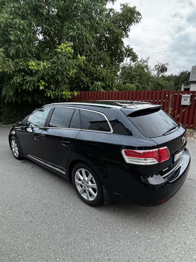 Toyota Avensis - 3