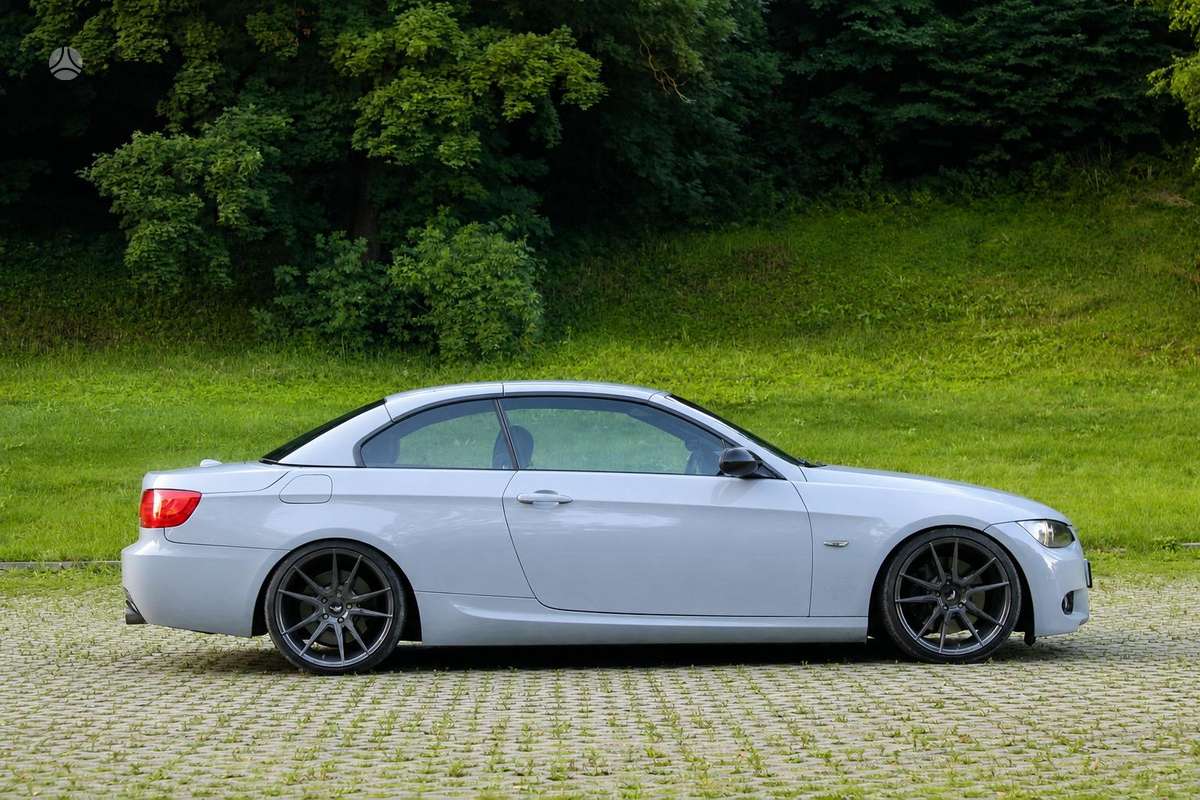 BMW 335, kabrioletas
