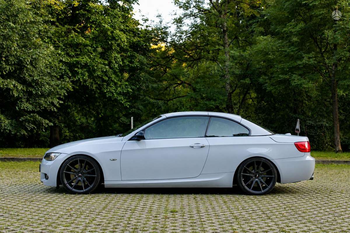 BMW 335, kabrioletas