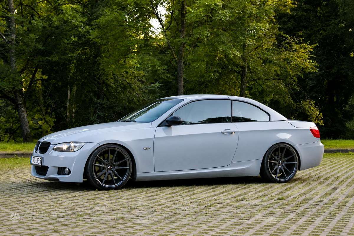 BMW 335, convertible
