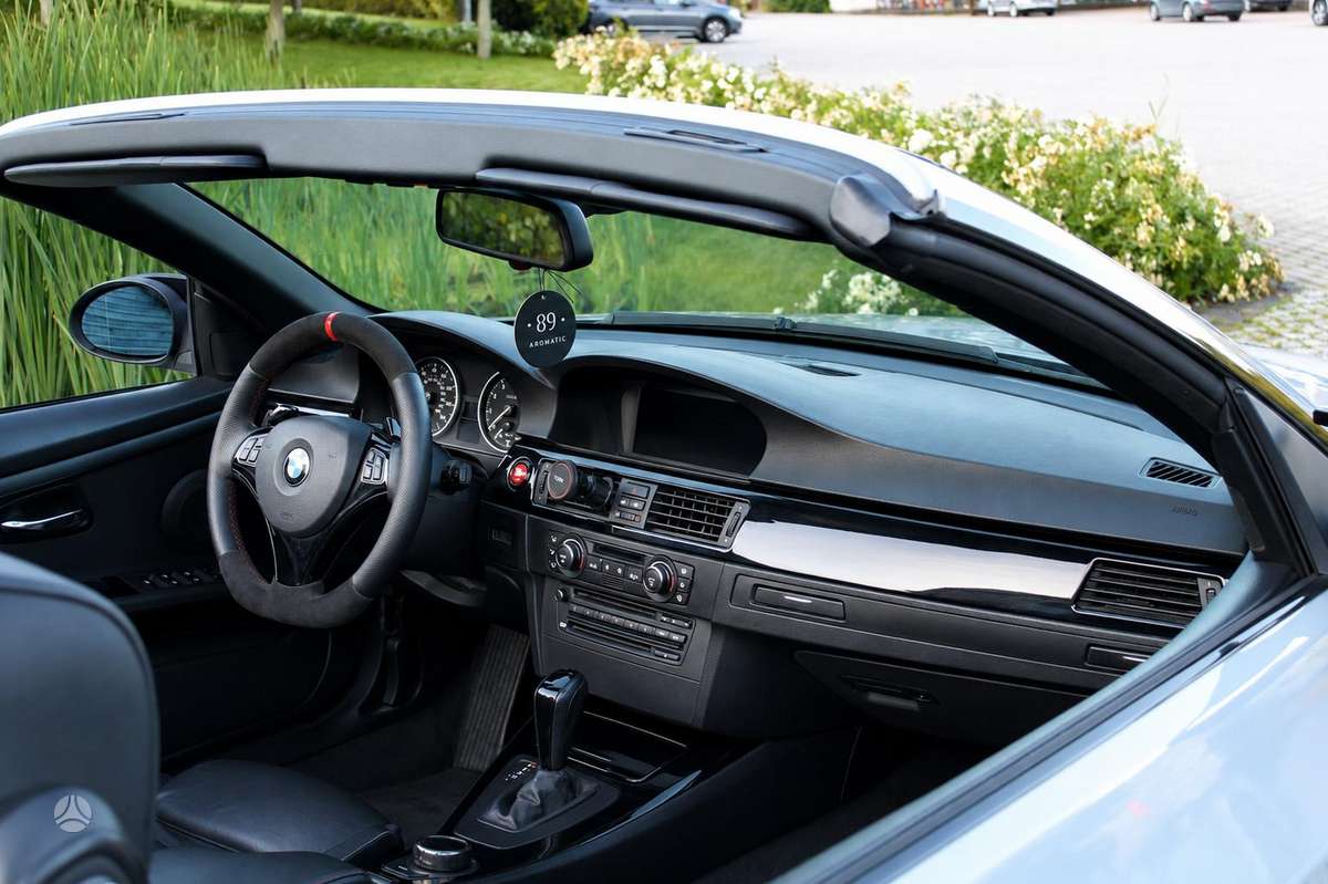 BMW 335, kabrioletas