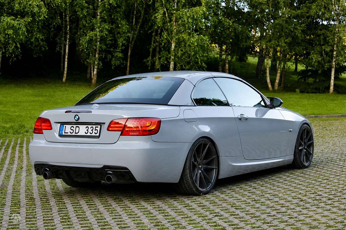 BMW 335, kabrioletas