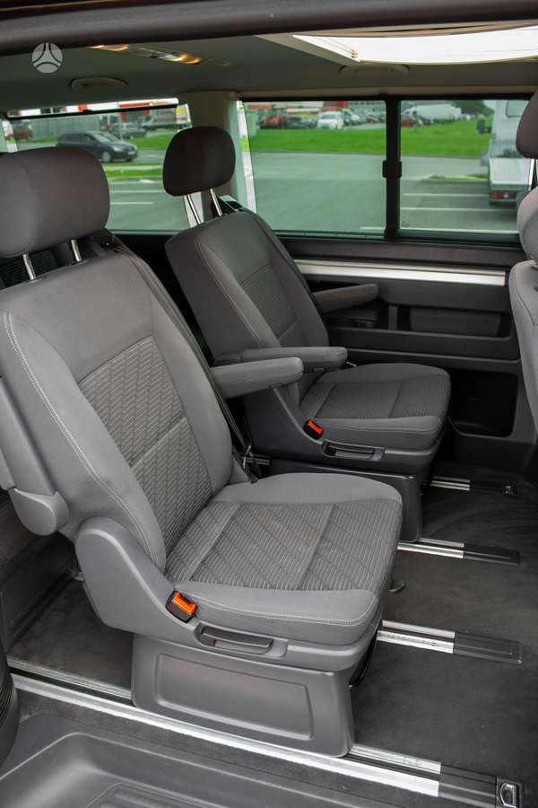 Volkswagen Multivan, 2.0 l., Минивэн