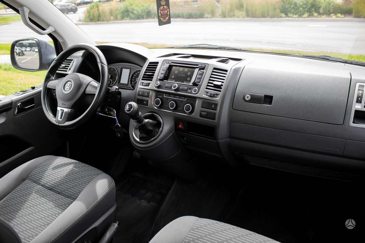 Volkswagen Multivan, 2.0 l., Минивэн