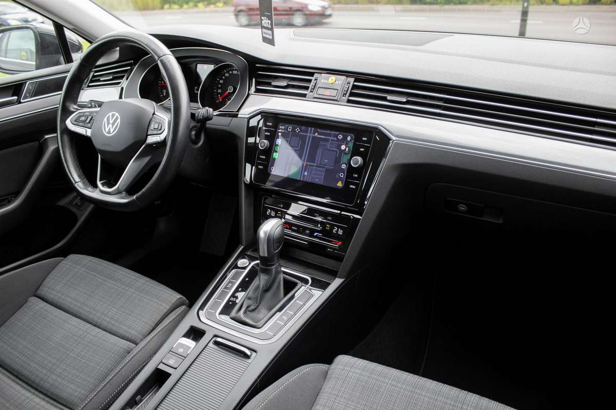 Volkswagen Passat, 2.0 l., Универсал
