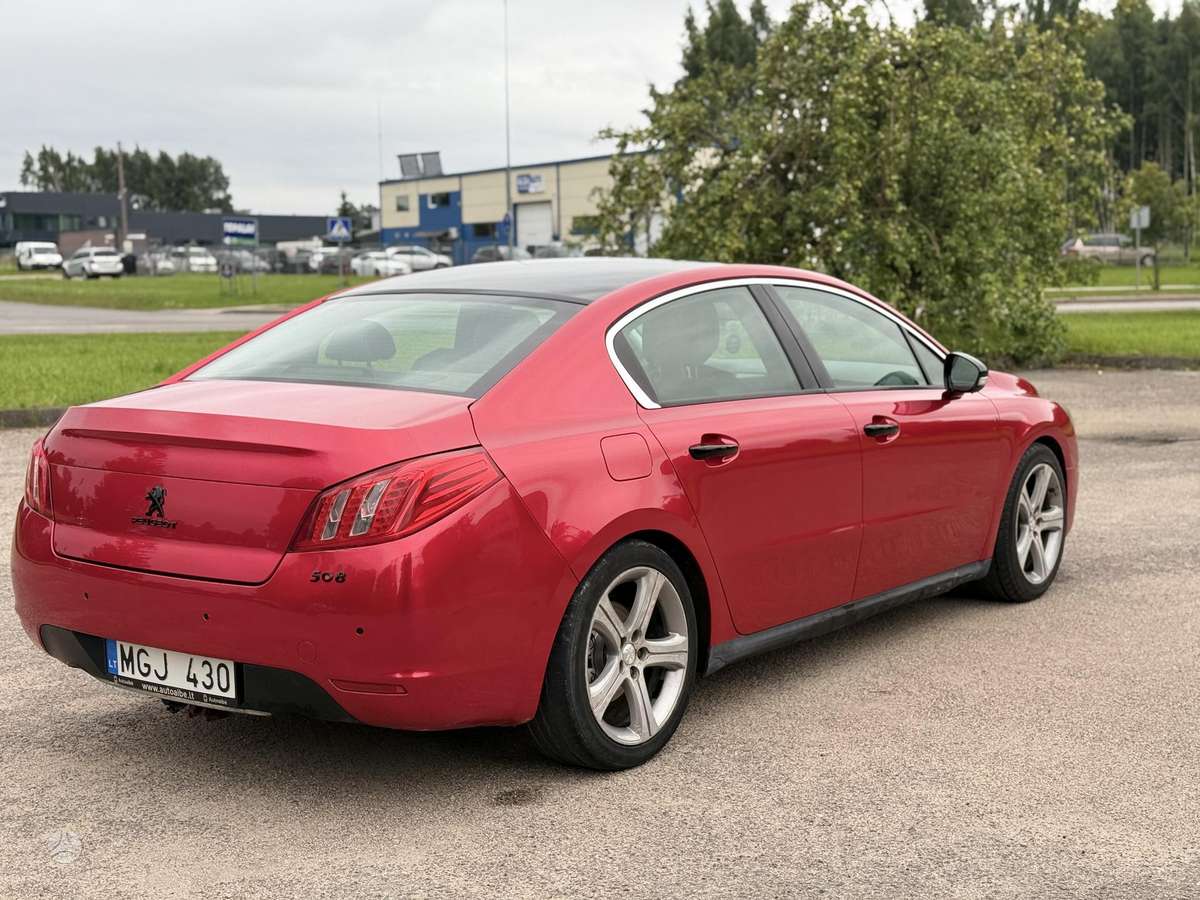 Peugeot 508 - 8