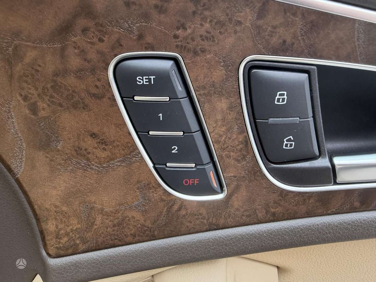 Audi A6, 3.0 l., wagon