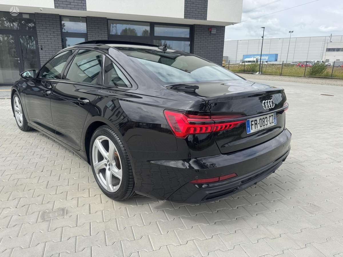 Audi A6, 2.0 l., Седан