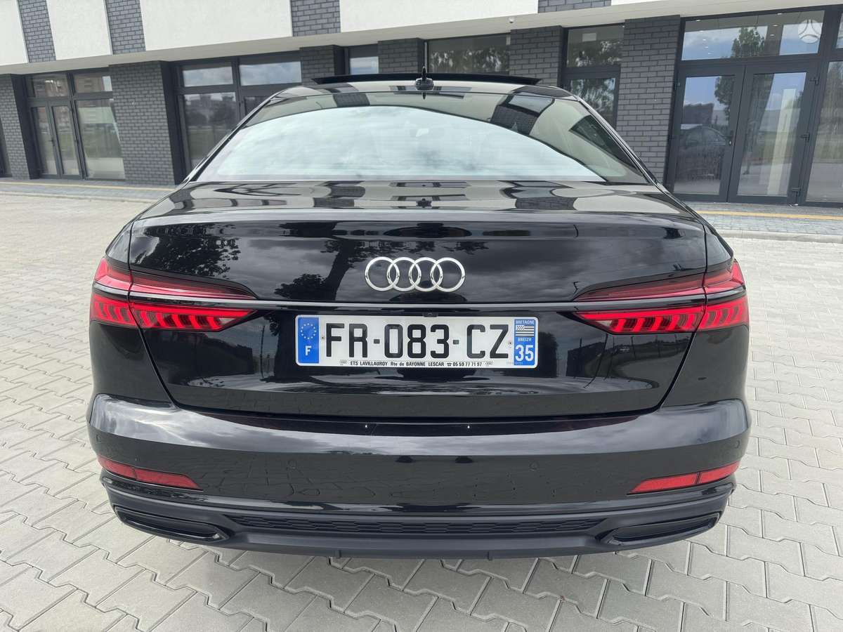 Audi A6, 2.0 l., Седан