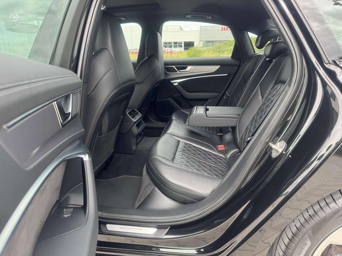 Audi A6, 2.0 l., Седан