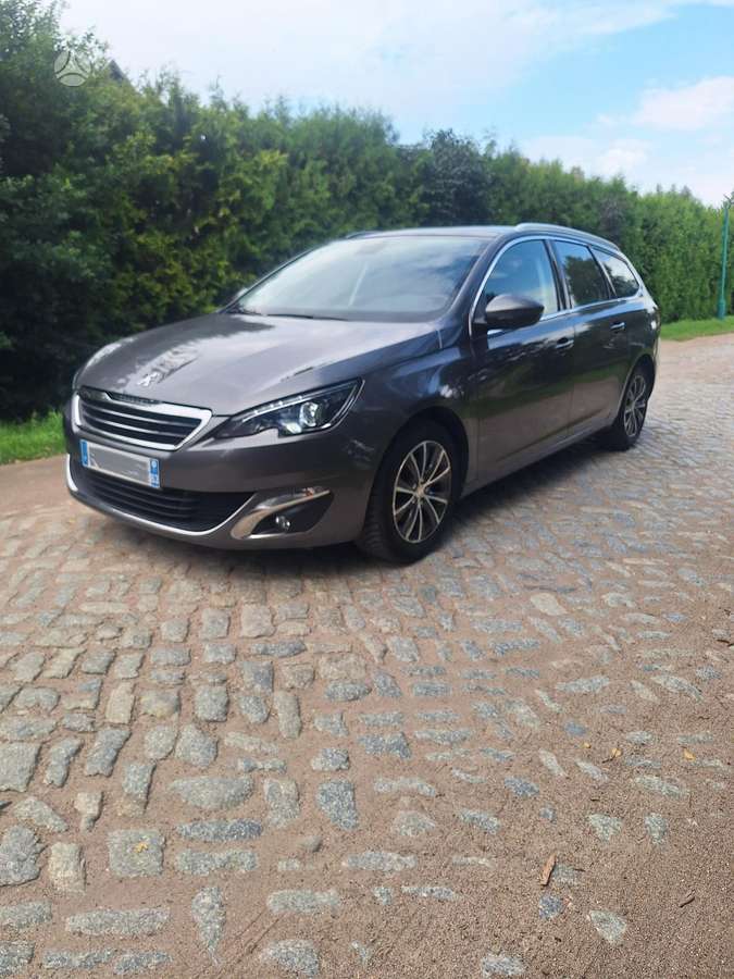 Peugeot 308, 1.2 l., Универсал
