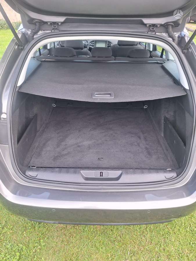 Peugeot 308, 1.2 l., Универсал