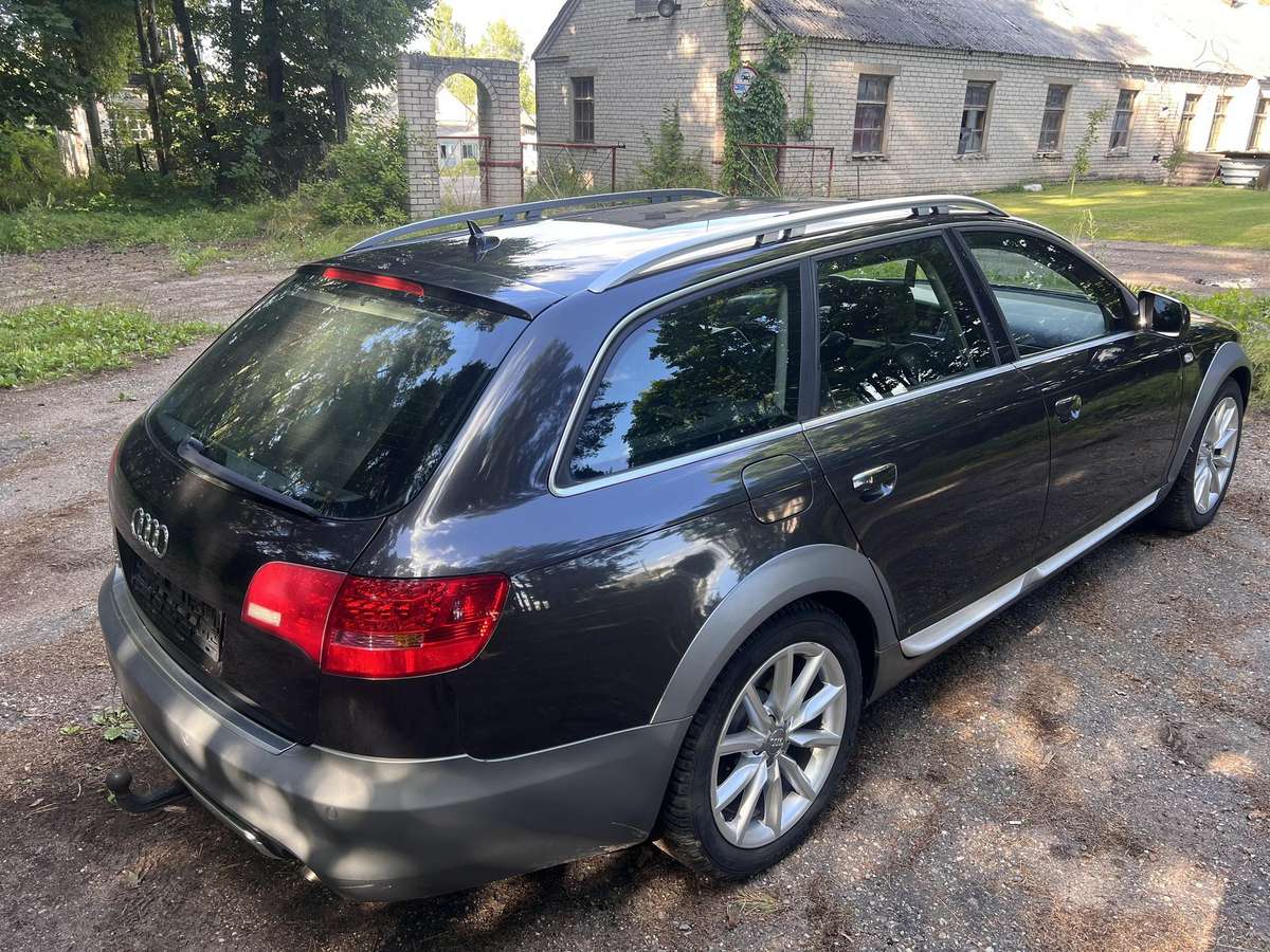Audi A6 allroad, 3.0 l., Универсал