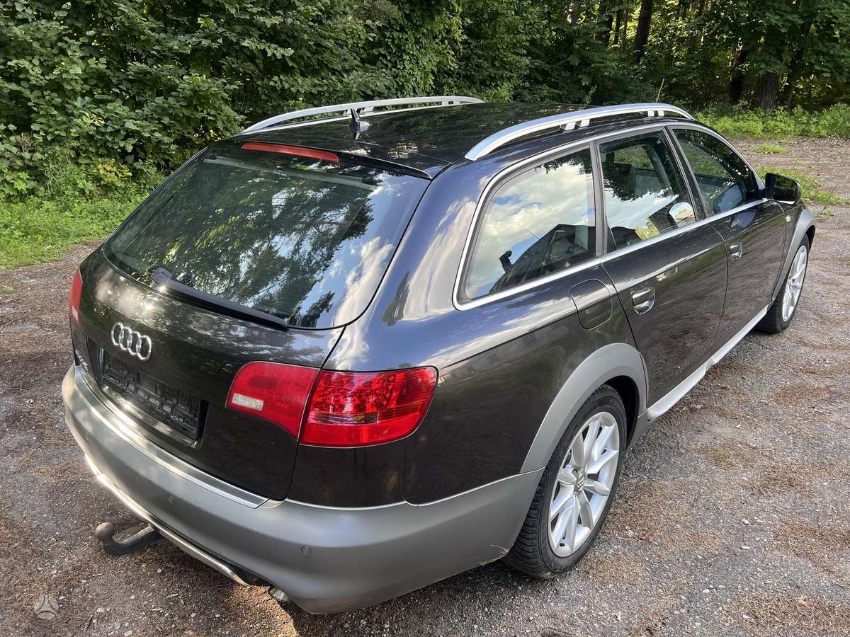 Audi A6 allroad, 3.0 l., Универсал
