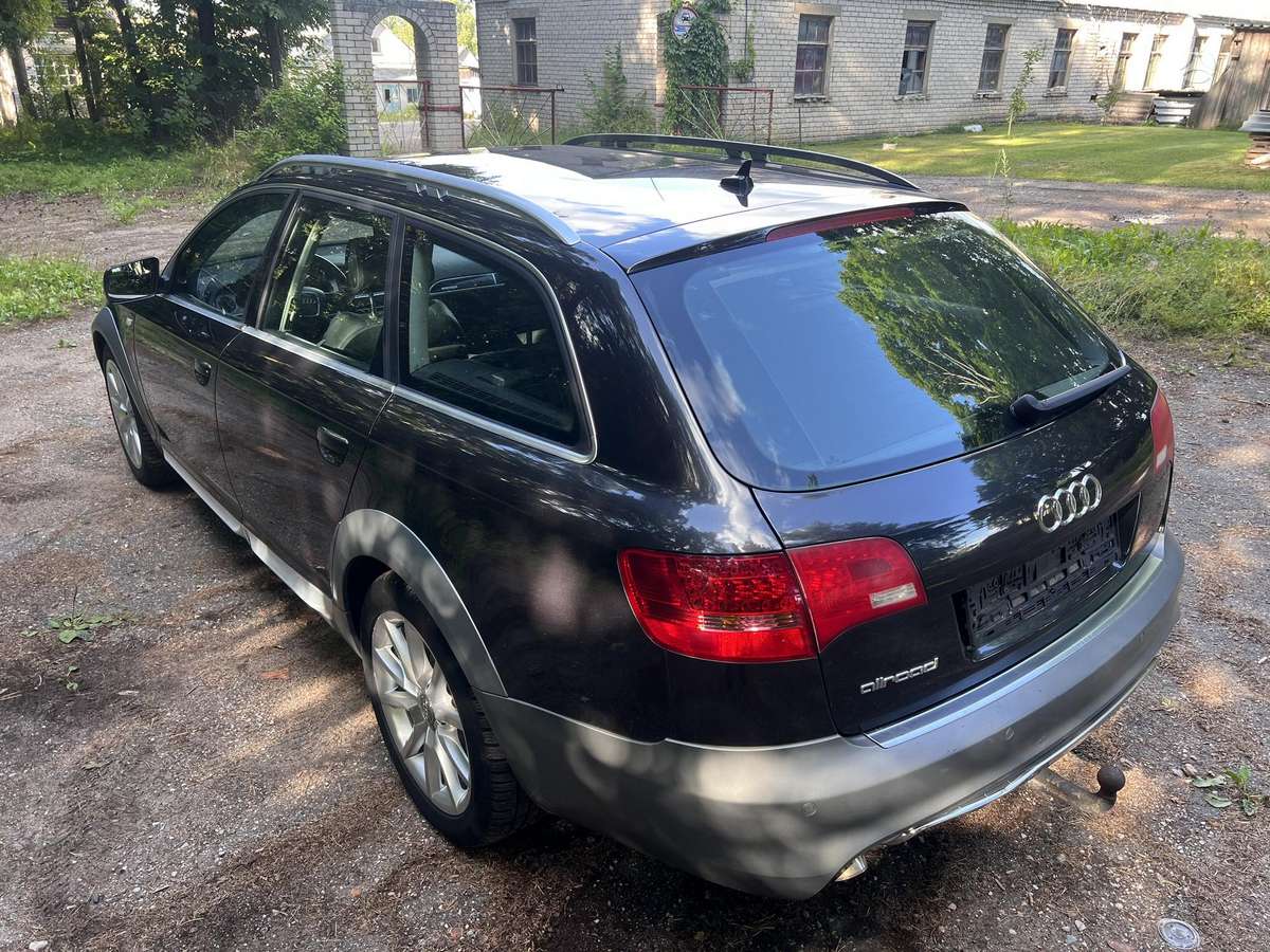 Audi A6 allroad, 3.0 l., Универсал