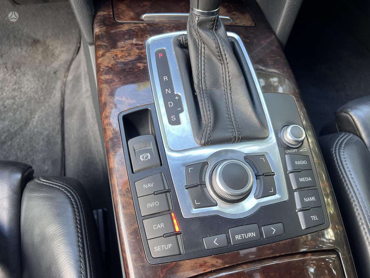 Audi A6 allroad, 3.0 l., Универсал