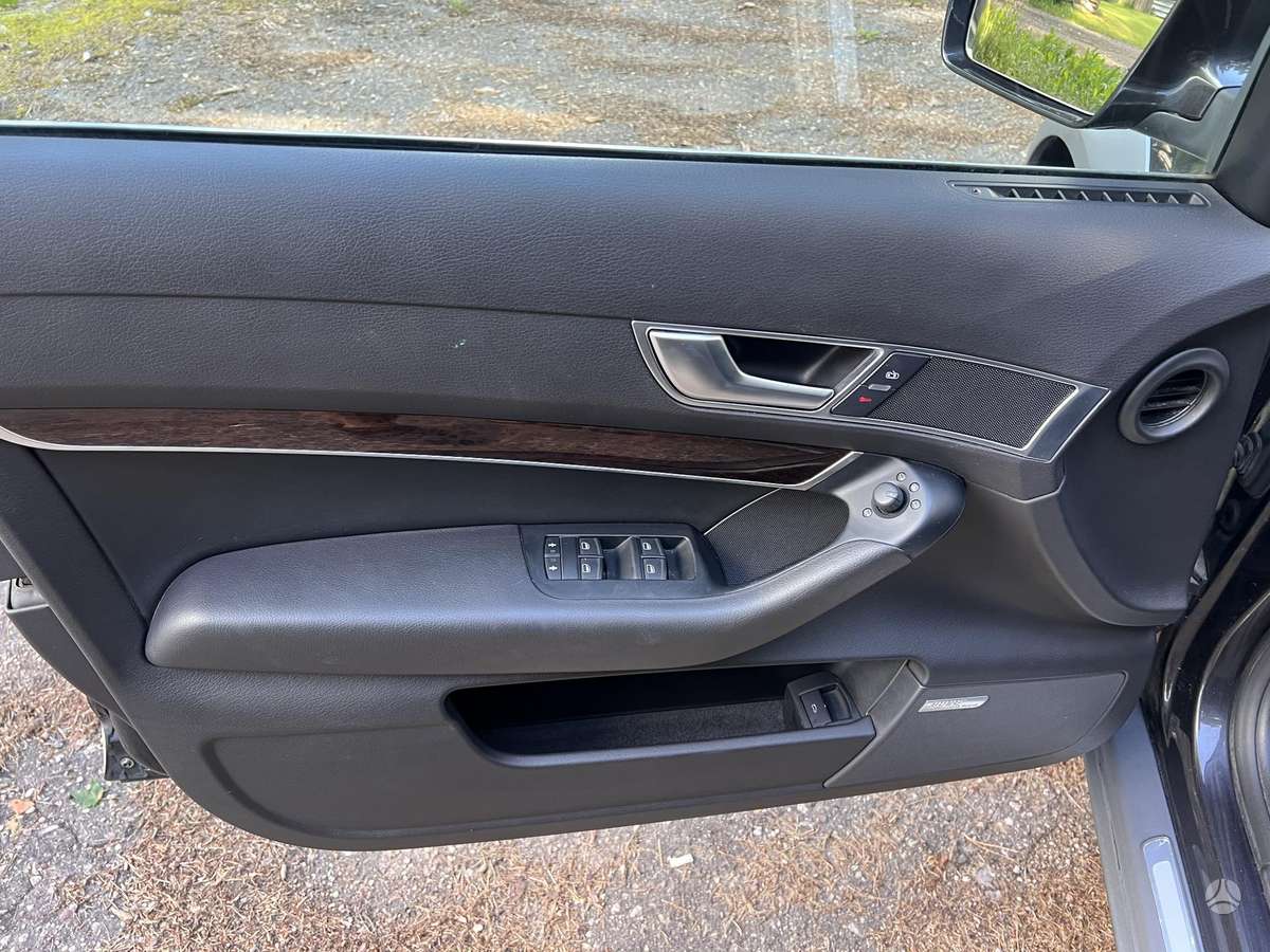 Audi A6 allroad, 3.0 l., Универсал