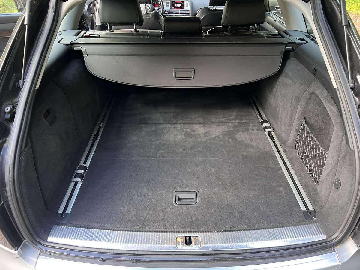 Audi A6 allroad, 3.0 l., Универсал