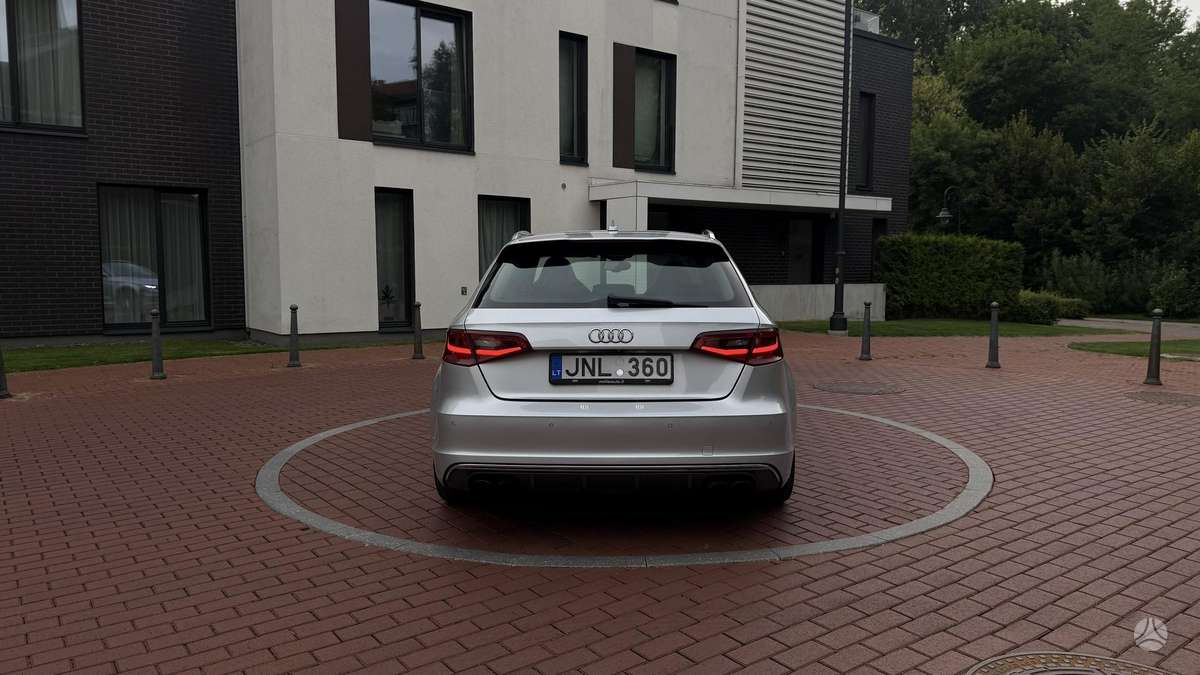 Audi S3, 2.0 l., hatchback