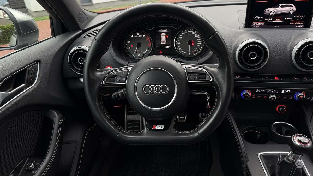 Audi S3, 2.0 l., Хэтчбек