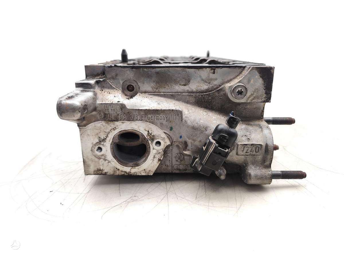 Audi A4, 04L103373E, variklio galvutė