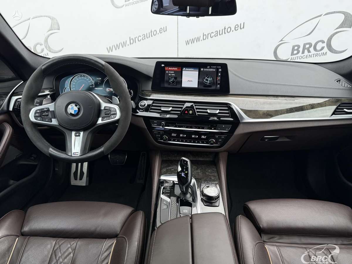 BMW M550, 4.4 l., Седан