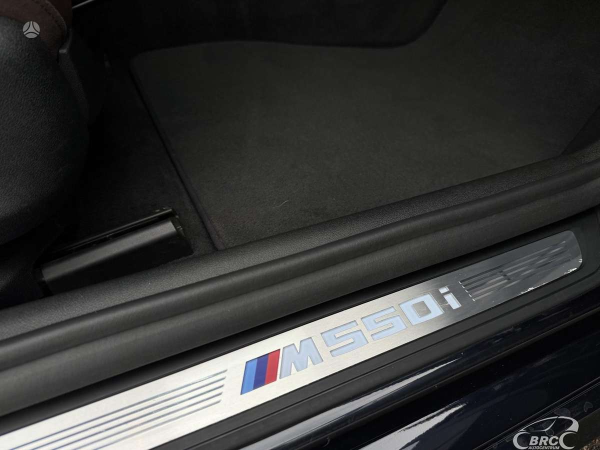 BMW M550, 4.4 l., Седан