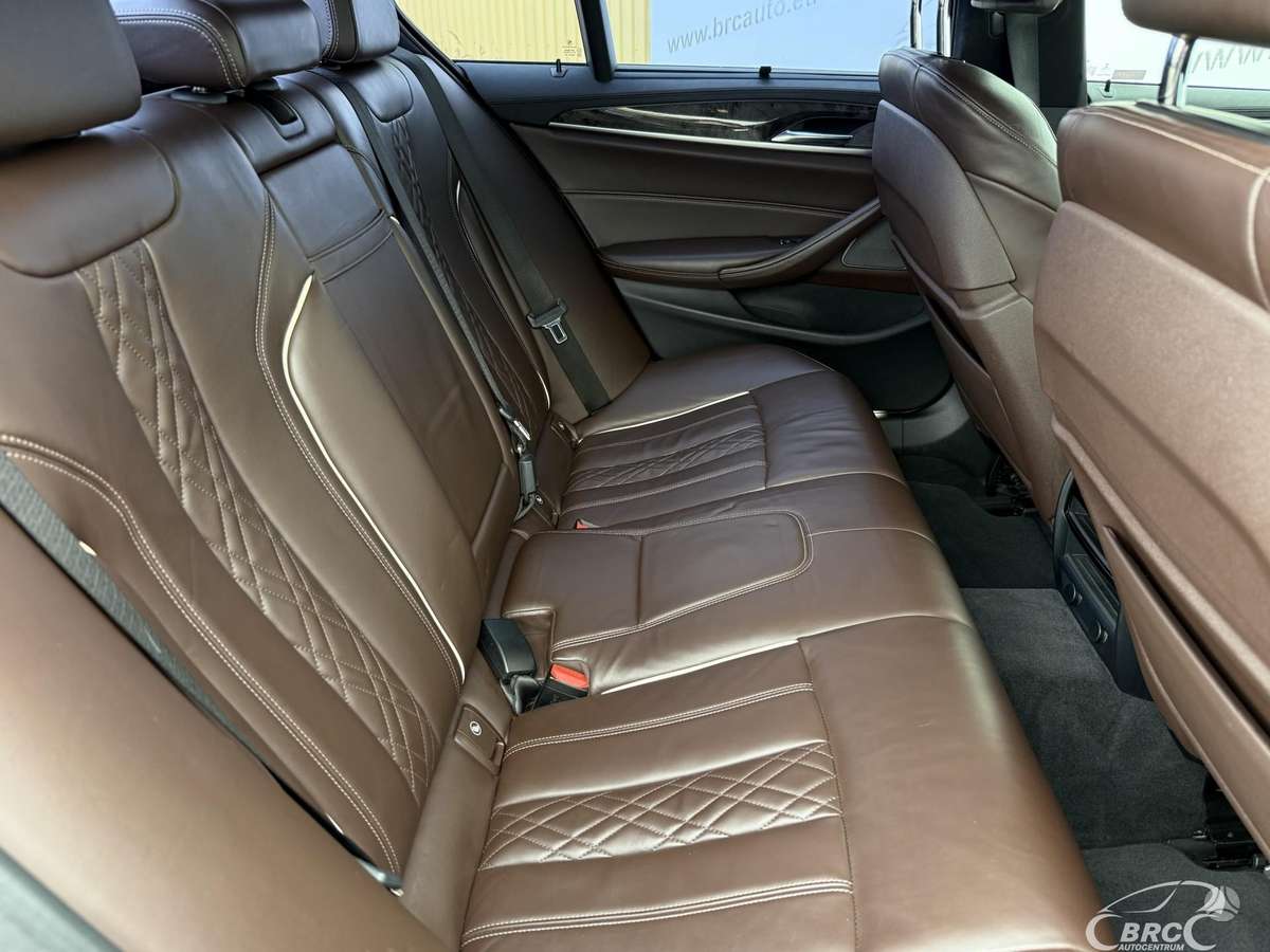 BMW M550, 4.4 l., Седан