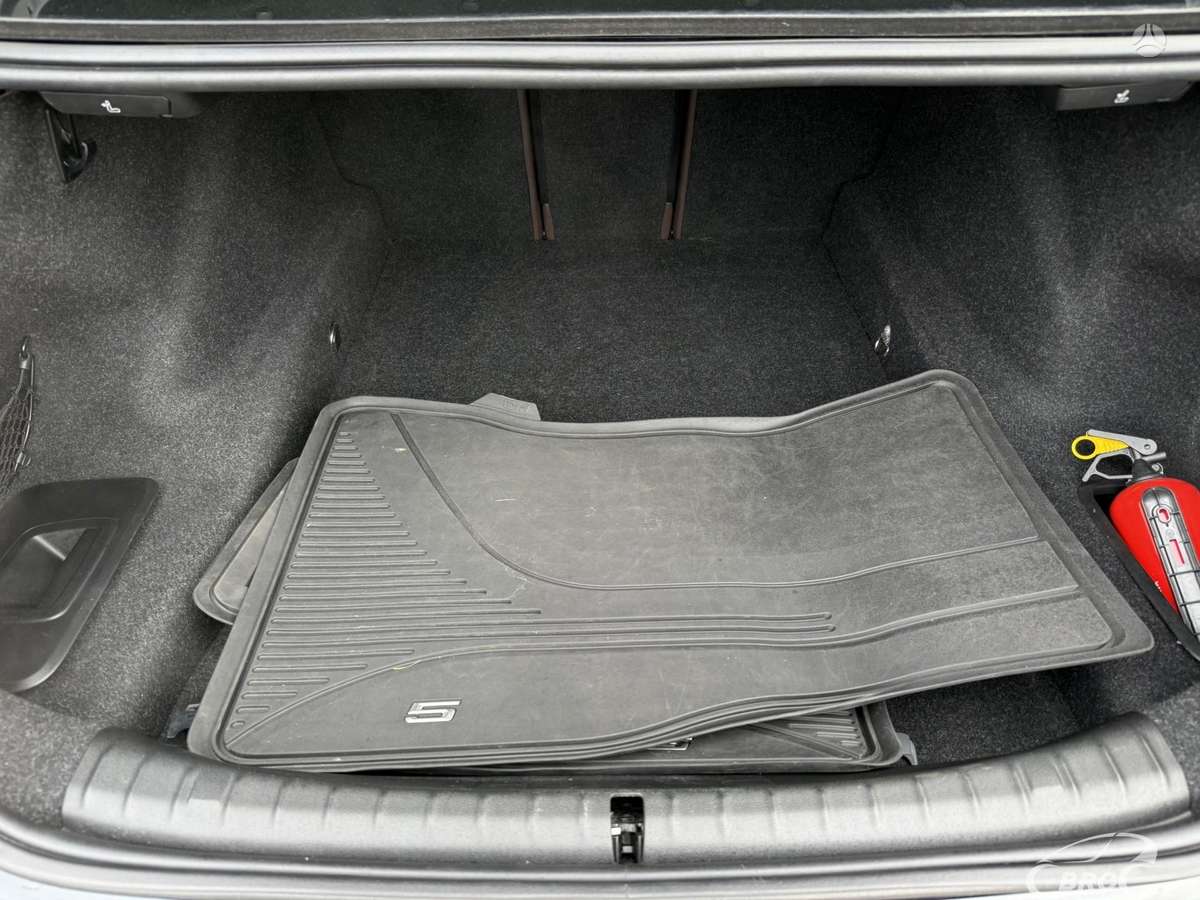 BMW M550, 4.4 l., Седан