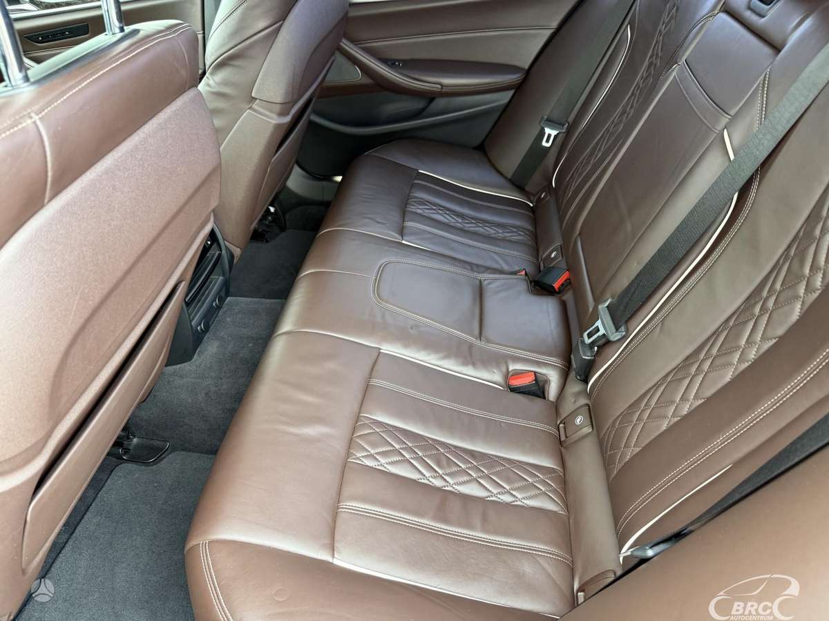 BMW M550, 4.4 l., Седан