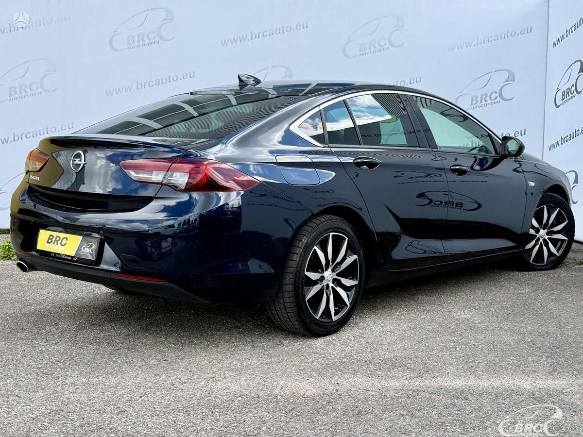 Opel Insignia, 2.0 l., Седан