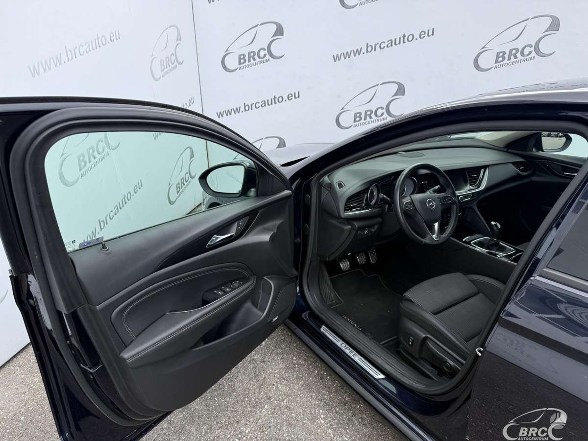 Opel Insignia, 2.0 l., Седан