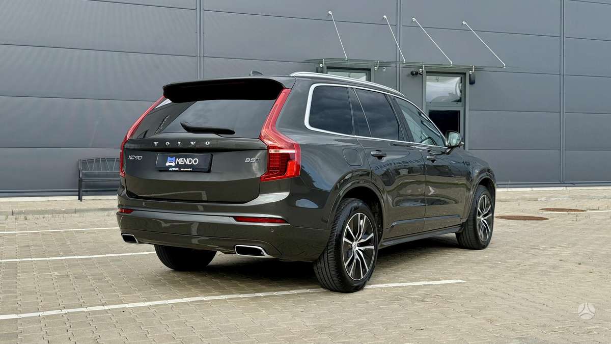 Volvo XC90 - 2