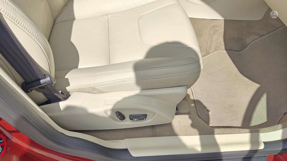 Volvo XC60 - 11